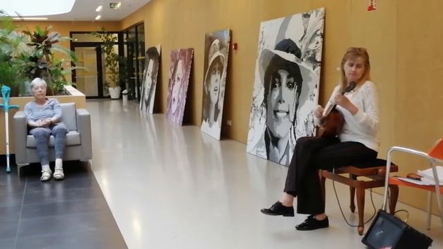 Příjemná hudba na nástroj domra (mandolína) смотреть онлайн