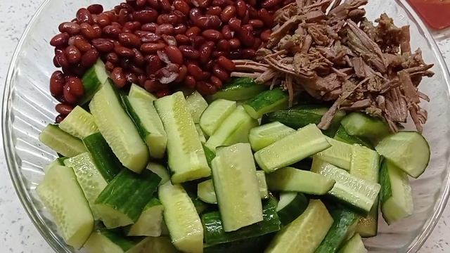 Salat ,dadı Paytaxt Salatı Kimi. Салат ,вкус как столичный салат.???.