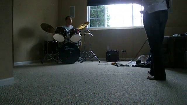 Milk It (Nirvana) by CoversWhoo!! смотреть онлайн