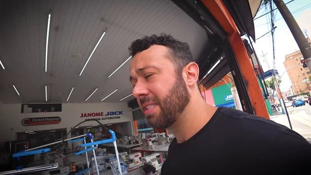 MÁQUINA DE COSTURA COM MAIS DE 300 ANOS? смотреть онлайн