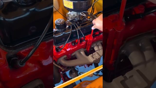 Ford Rural 1974 NA COR Laranja Mandarim e Branco Nevasca, MECÂNICA 6 CILINDROS смотреть онлайн