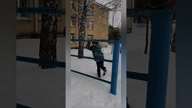 КАК НАУЧИТЬСЯ ДЕЛАТЬ САЛЬТО смотреть онлайн