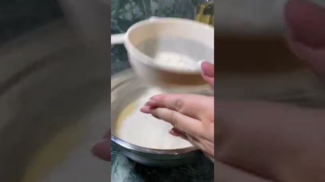 Пирог на майонезе #вкусныерецепты#пирогнамайонезе#яблочныйпирог#пирогсяблоками#выпечкакчаю