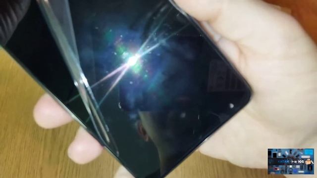 Эффективность заводской защитной плёнки на телефонах Xiaomi смотреть онлайн