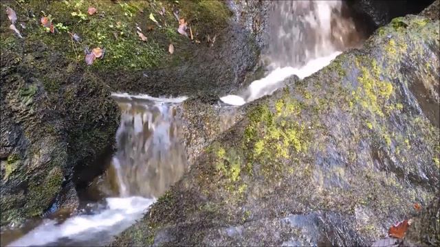 CHILLOUT AMBIENT LOUNGE RELAXING MUSIC-WATERFALL-Essential Relax - Background Chill Out Music-1 HOU