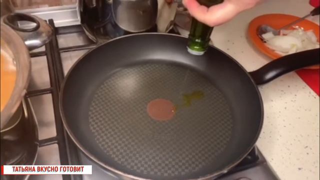 Гороховый суп со шкварками из бекона. Pea soup with bacon cracklings. смотреть онлайн