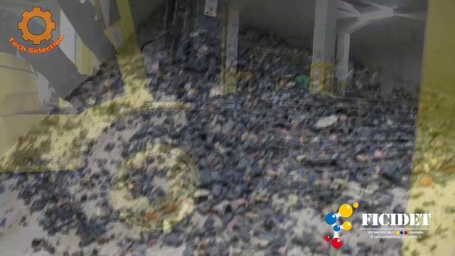 Дом из пластиковых кирпичей смотреть онлайн