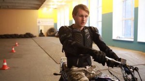 Вождение мотоцикла.