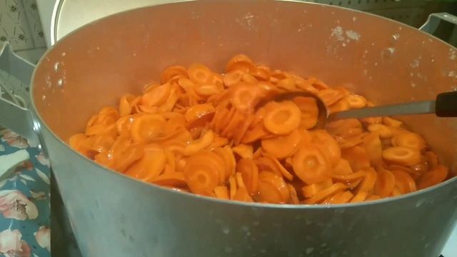 Цукаты из моркови!Это Супер замена конфетам из пальмы. смотреть онлайн