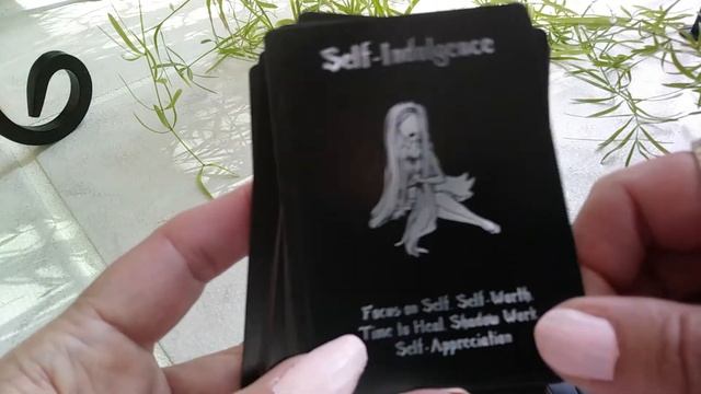 Traceyhd's Review of the Island Wellness Love Oracle Cards смотреть онлайн