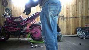 Как поменять резину на мотоцикле