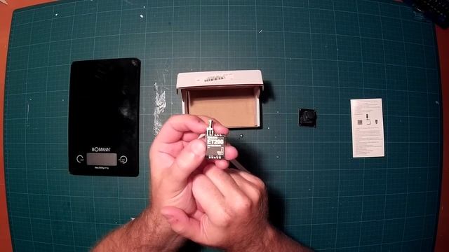 Eachine 700TVL 1/3 Cmos FPV 110 Degree Camera w/32CH Transmission: unboxing and weight measurements смотреть онлайн