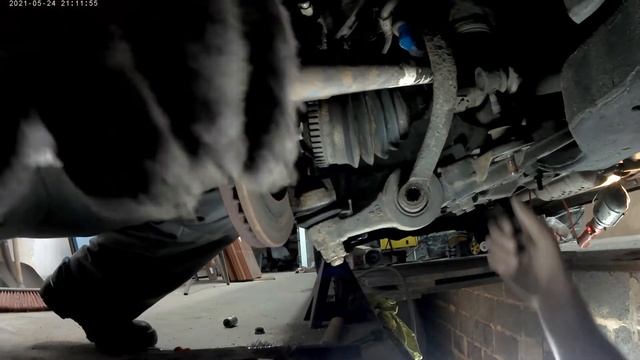 Замена подрамника на Hyundai Sonata 2008г смотреть онлайн