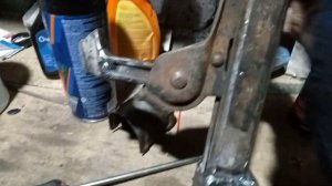 Домкрат для снегохода Буран.