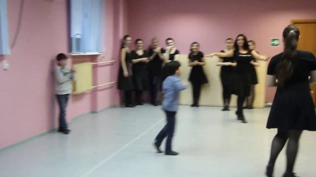 Произвольный танец / Школа лезгинки САМУР 08.03.15 www.lezginka-samur.com смотреть онлайн