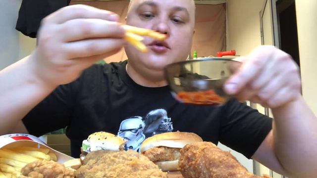 KFC MUKBANG мукбанг КФС смотреть онлайн