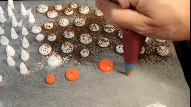 ?ГРИБОЧКИ - БЕЗЕ из швейцарской меренги!? НЕ ТАЮТ на торте! Несложный ДЕКОР для любого З - Д торта! смотреть онлайн