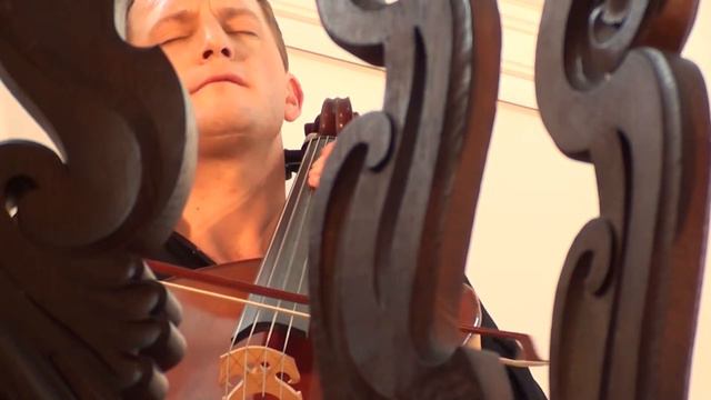 Florian Rohn: "Sarabande - Suite Nr. I G-Dur" by Johann Sebastian Bach смотреть онлайн