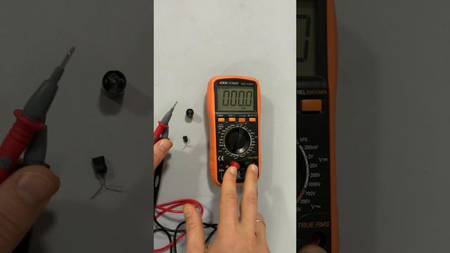 Измерение индуктивности мультиметром Victor VC9808+ смотреть онлайн