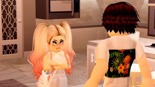 Клип в Роял Хай 