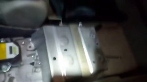 Тойота Камри, замена тросов ручника. Toyota Camry, replacement of handbrake cables.