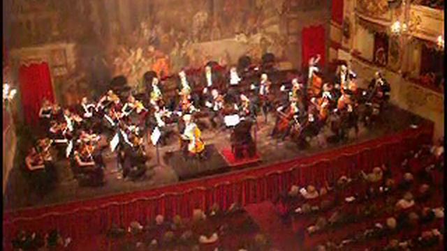 Rostropovich performance in Cremona, October 2004 смотреть онлайн
