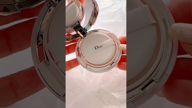 Мой первый кушон❤️ #косметика #dior #люксоваякосметика #покупкикосметики смотреть онлайн