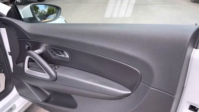 2017 VW Scirocco R Line 1.8 TSi 180 DSG with Leather, 19 inch Alloys, Pan Roof for sale at GK смотреть онлайн