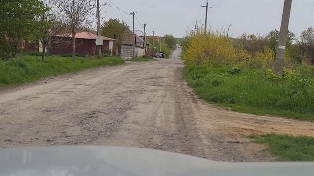 Утренний трафик у магазина ДНТ 