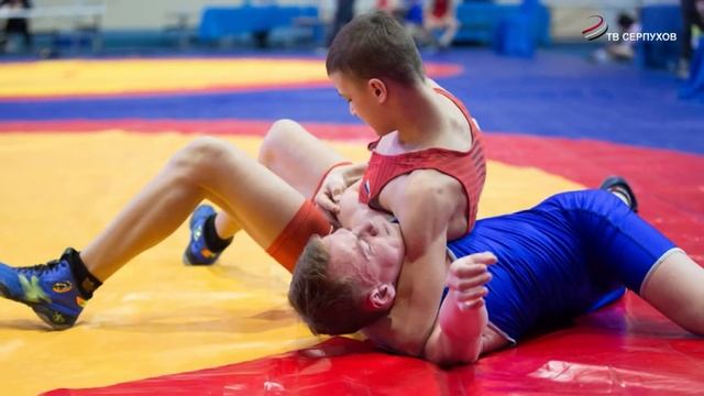 Спортсмены из Серпухова успешно выступили на турнире по греко-римской борьбе смотреть онлайн