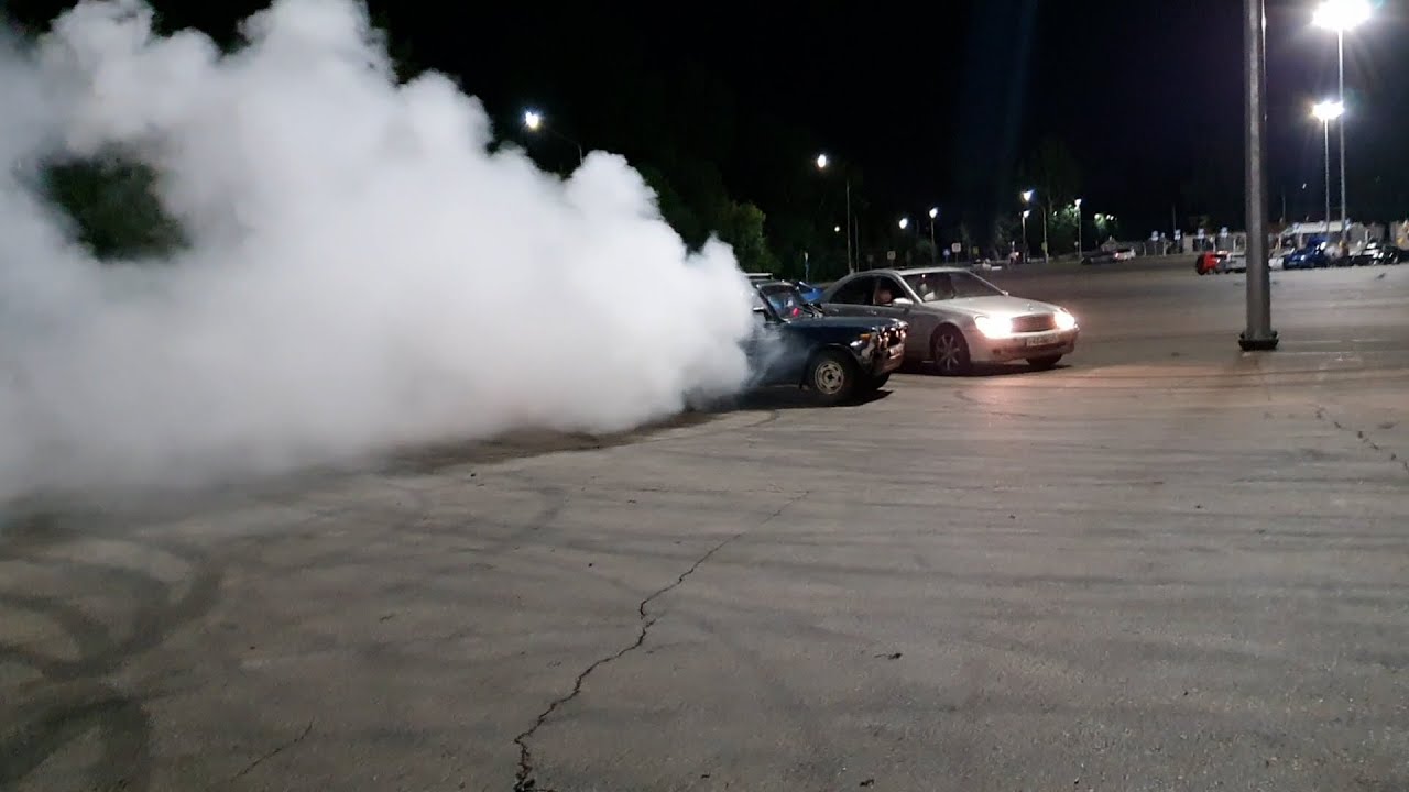 Дрифт на острове Татышев || Красноярск || День ВДВ смотреть онлайн