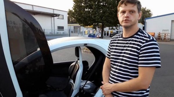 Наша новая машина! :) Renault TWIZY