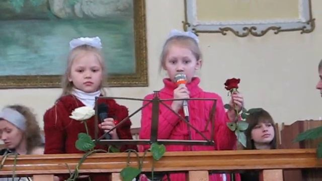 Нам радость так часто в жизни приносят простые цветы... 05.04.2010 смотреть онлайн