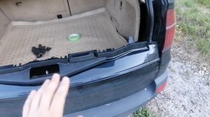 Убираем скрип багажника, БМВ х5 е70. Как убрать скрип. Скрипит сзади. Неприятные звуки в багажнике.