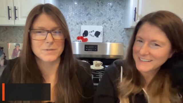 TWiN TALK LIVE! смотреть онлайн
