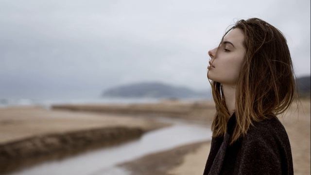 Elfida - Rusça versiyonu Певруз Эльдарова - Почему так больно смотреть онлайн