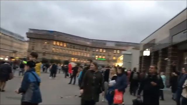Танцы с огнем на Сенной смотреть онлайн