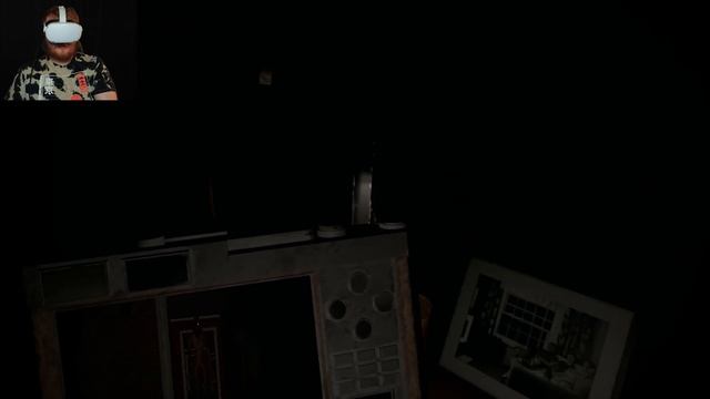 You Can ONLY See It Through The Camera.. | Polaroid [Rec Room] смотреть онлайн