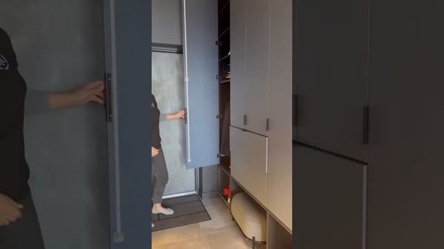 Функциональный шкаф в прихожей? Тут продумано все до мелочей! смотреть онлайн