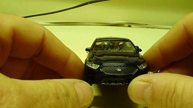 Custom 1:43 First Response Replicas Police Interceptor slicktop w/ working lights смотреть онлайн