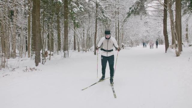 Беговые лыжи. Коньковый ход! смотреть онлайн