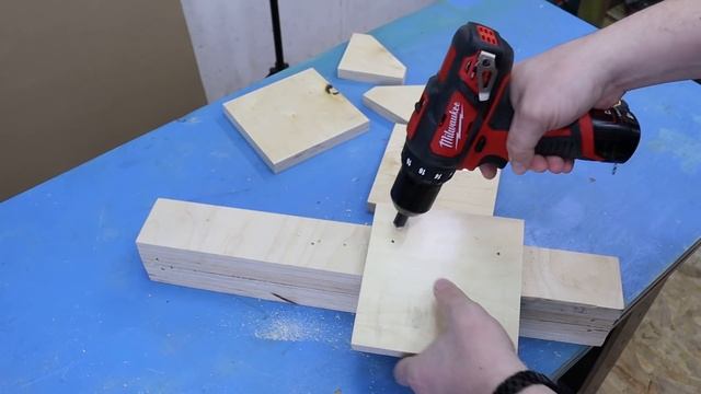 Узнав это СЕКРЕТ, ты никогда не выбросишь Пластиковые колеса!Отличная самоделка своими руками! смотреть онлайн