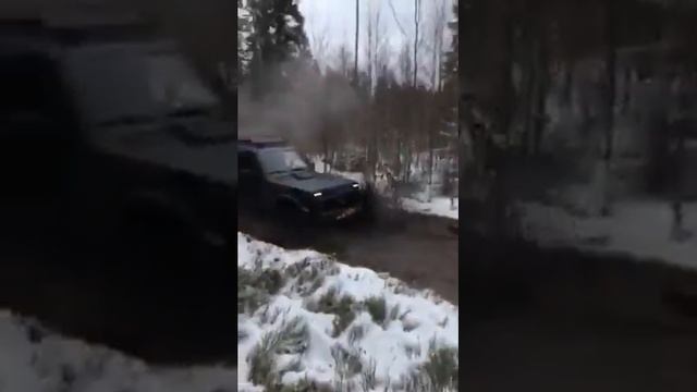 Нива тоже может рубить лёд !!! смотреть онлайн