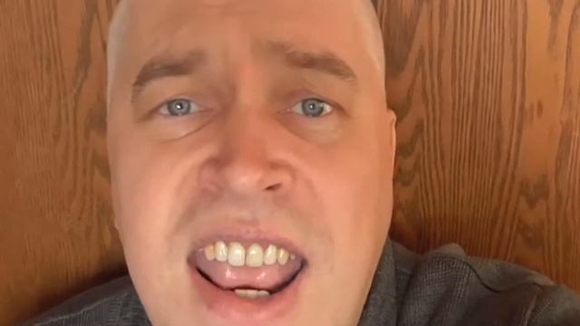 ГЕННАДИЙ ГОРИН ПОЁТ ПЕСТНЮ смотреть онлайн