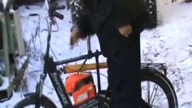 Мопед велосипед. Мотор бензопила. Скорость за 100. смотреть онлайн