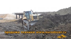 Толкающий САТ Д6, чего не сделает планировочный бульдозер / Cat D6N XL push dozer