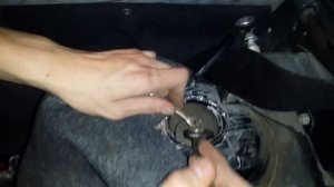 Замена задних стоек на ваз 2114. Курганские дороги разбили шток на стойке!