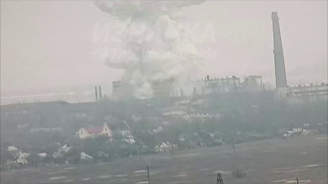 Прилет ФАБ-1500 по Красногоровскому кирпичному заводу