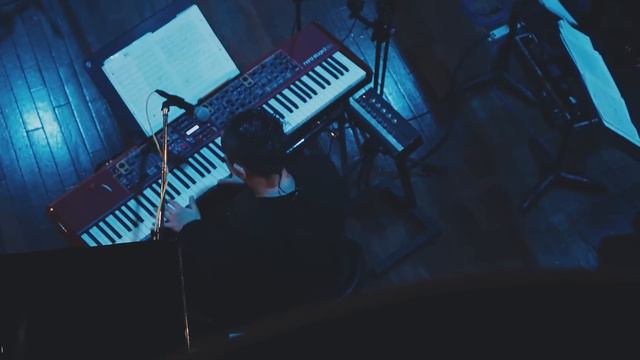 星野源 - 肌（Live at ONKIO HAUS Studio 2018） смотреть онлайн