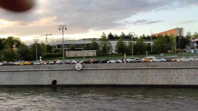 Прогулка на теплоходе Москва река смотреть онлайн